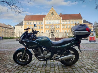 V tom druhém určitě i něco navíc...